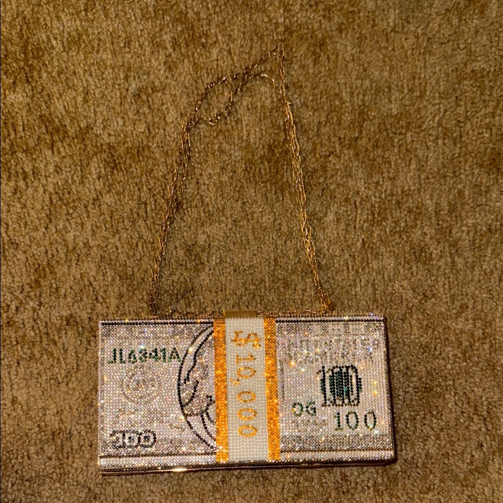 Money Clutch with Gold Chain